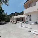فندق مبيت وإفطار Pacilita 4*