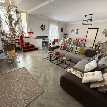 Pacilita Nocleg ze śniadaniem 4*