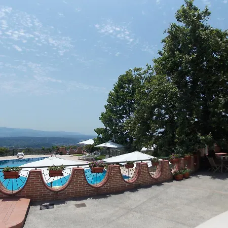 Pacilita 4*