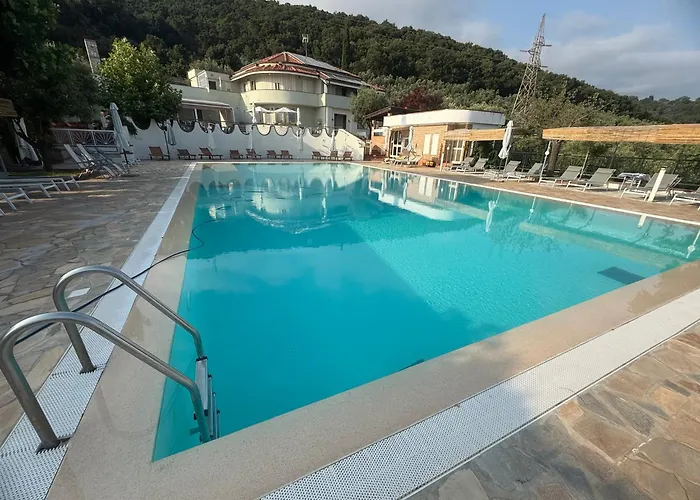 Alojamento de Acomodação e Pequeno-almoço Pacilita 4*